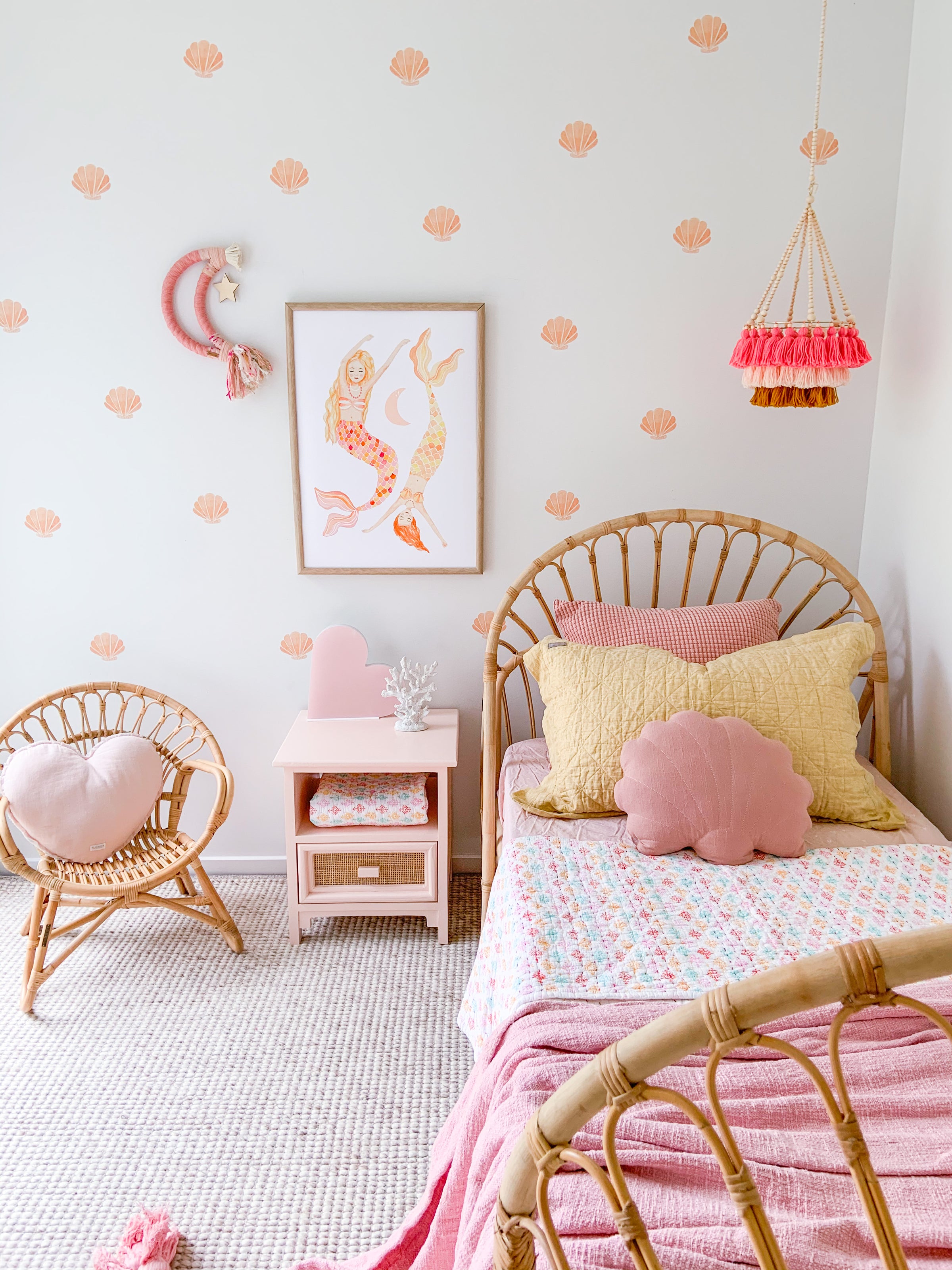 girls room shell wall stickers